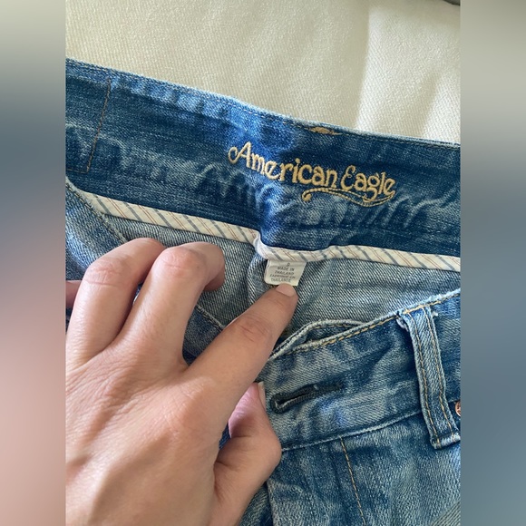 American Eagle Jean Skirt Distressed - Picture 3 of 4